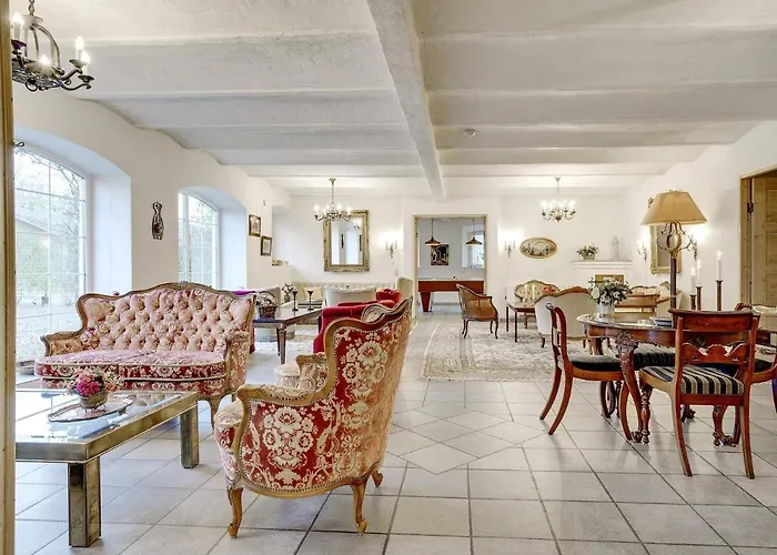 5 Star In Spottrup-by Traum